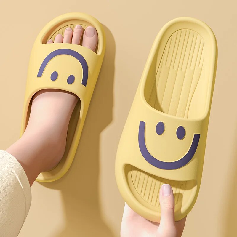 Women'S Shoes Temu - รองเท้าแตะลายหน้ายิ้มสำหรับผู้หญิงและผู้ชาย พื้นหนานุ่ม สวมใส่สบาย กันลื่น เหมาะสำหรับห้องน้ำ ห้องอาบน้ำ