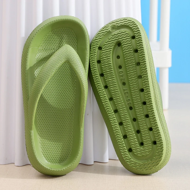 Women Shoes Size To Men - รองเท้าแตะแบบสวมกันลื่นสำหรับผู้หญิง รุ่นซัมเมอร์ 2026 พื้นนุ่มเหมือนเมฆ รองเท้าแตะพื้นหนาแบบหนีบ รองเท้าแตะชายหาดสำหรับคู่รัก