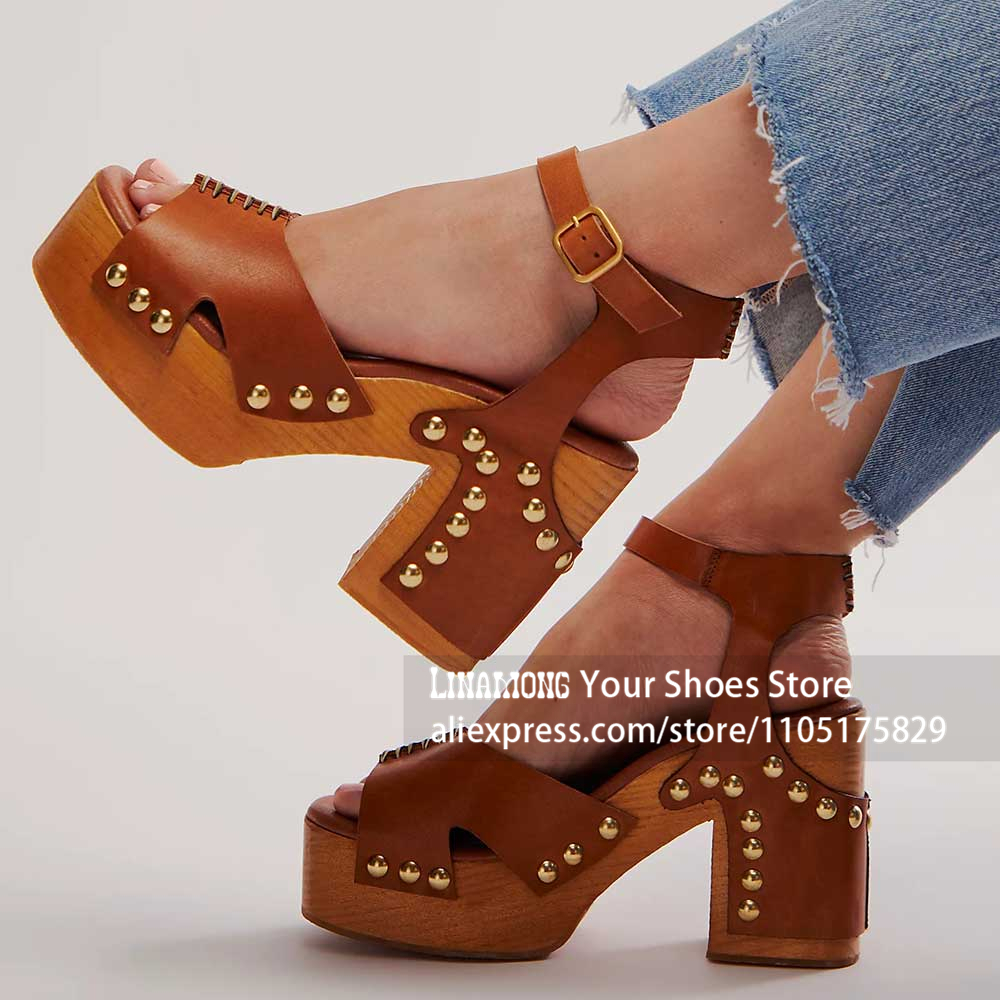 Women'S Shoes Clogs - รองเท้าส้นตึกแบบหนา สไตล์คล็อก ประดับหมุด ส้นไม้ รองเท้าฤดูร้อน สายรัดข้อเท้าแบบรีเวท