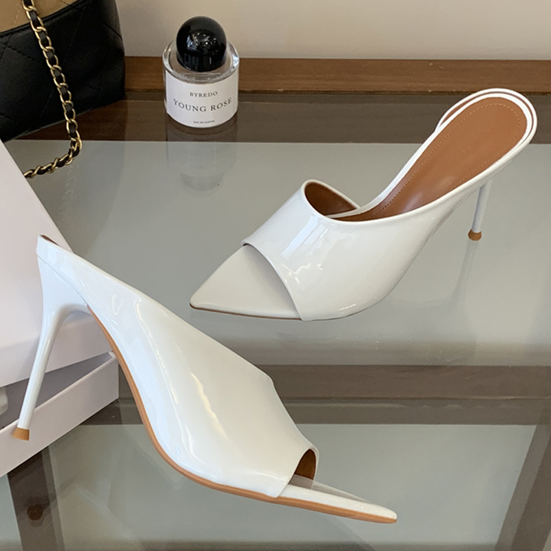 รองเท้าส้นสูงหัวแหลมสำหรับผู้ห - Patent Leather Pump บทวิจารณ์และราคา