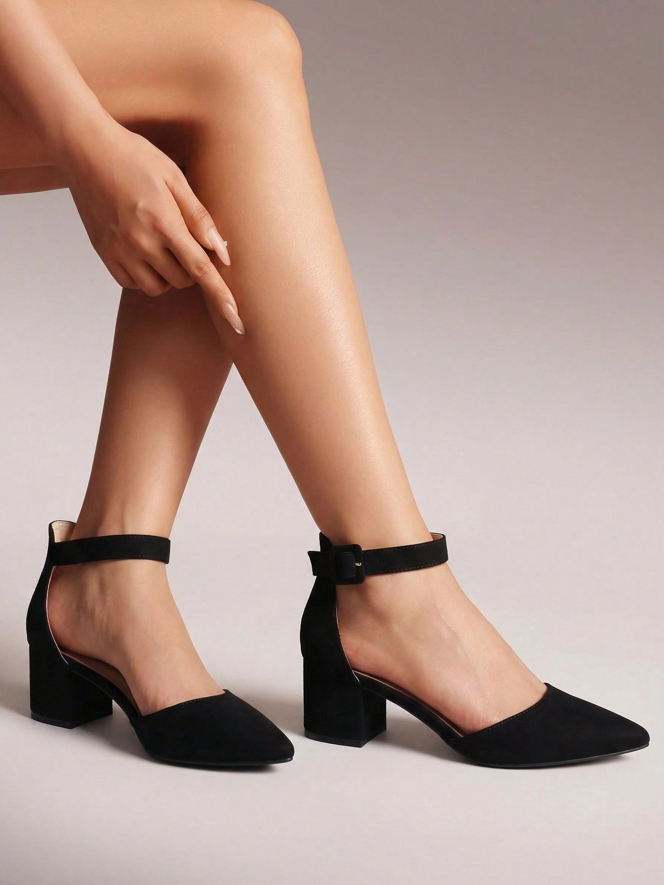 รองเท้าส้นเตี้ยหัวแหลม ดีไซน์ส - Women'S Shoes Clogs บทวิจารณ์และราคา