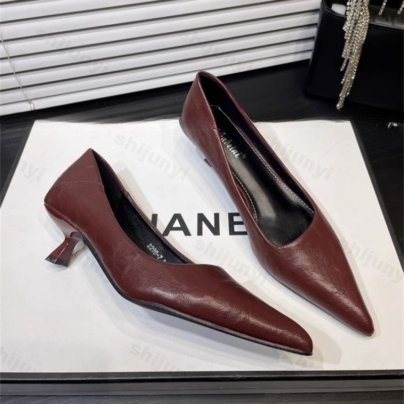 รองเท้าส้นสูงสตรีสิทธิบัตรหนัง - Women'S Shoes Quality บทวิจารณ์และราคา