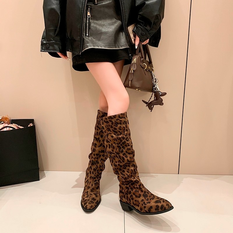 รองเท้าบูทส้นสูงลายเสือดาวหนัง - Suede Ankle Boot บทวิจารณ์และราคา